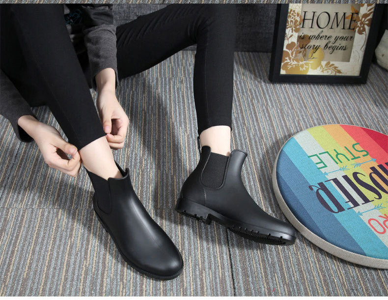 Chelsea Low Boots